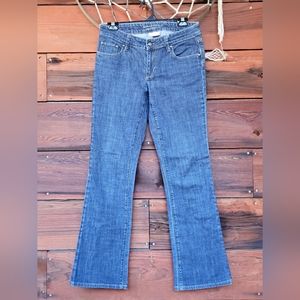 Banana Republic Jeans Urban Bootcut Style Size 4 Straight leg denim